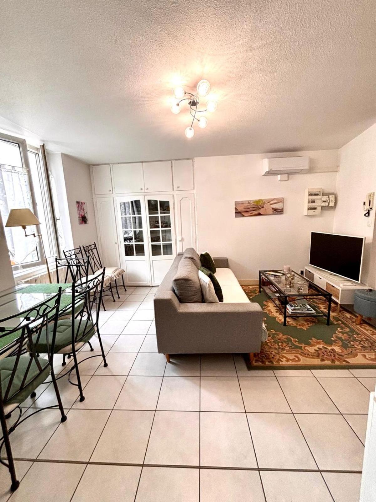 Chez Lucia Appartement Climatise Périgueux Kültér fotó